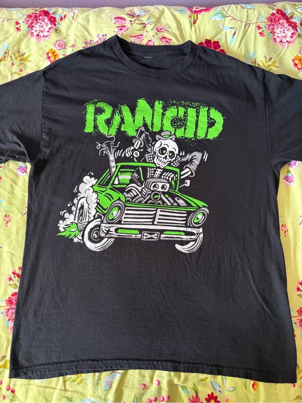 Rancid punk rock skeleton graphic black tee shirt men’s large 27” x 21”